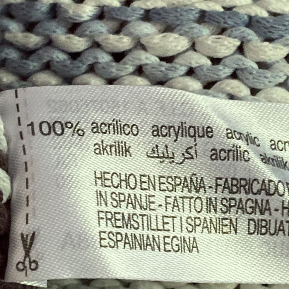 NWT. Zara White/Blue Knit Midi Dress. Size M. - Picture 8 of 9